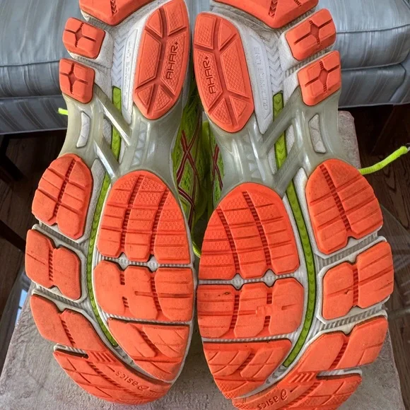 ASICS GT-2000 run-in shoe - size 6 1/2 - GUC - Picture 10 of 11